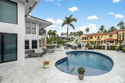 425 Coral Way Fort Lauderdale FL 33301