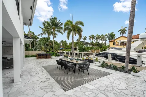 425 Coral Way Fort Lauderdale FL 33301