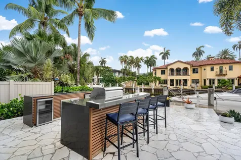 425 Coral Way Fort Lauderdale FL 33301