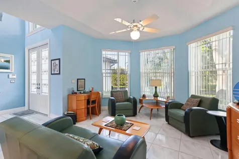 10 Lawrence Lake Drive Boynton Beach FL 33436