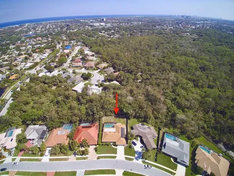2758 Biarritz Drive Palm Beach Gardens FL 33410