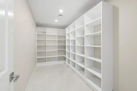 140 Inlet Way Palm Beach Shores FL 33404