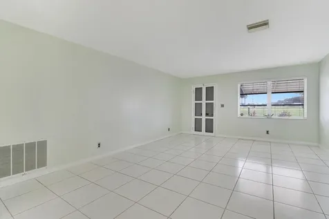 2015 Vastine Drive Boynton Beach FL 33426