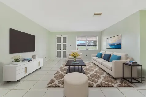 2015 Vastine Drive Boynton Beach FL 33426