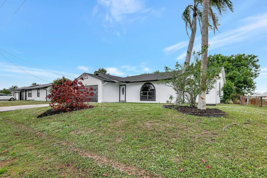 654 Sw Pueblo Terrace Port Saint Lucie FL 34953