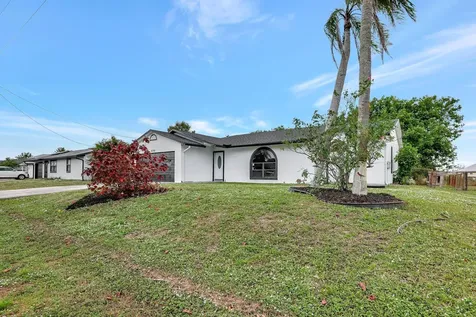 654 Sw Pueblo Terrace Port Saint Lucie FL 34953