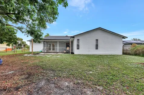 654 Sw Pueblo Terrace Port Saint Lucie FL 34953