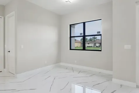 850 Sw Abingdon Avenue Port Saint Lucie FL 34953