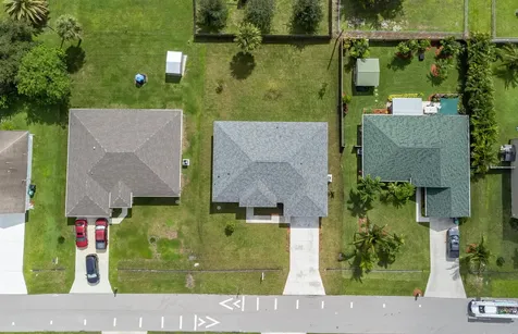 850 Sw Abingdon Avenue Port Saint Lucie FL 34953
