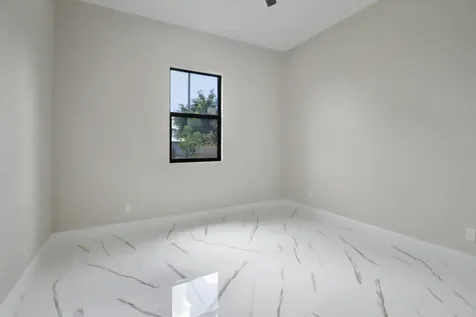 850 Sw Abingdon Avenue Port Saint Lucie FL 34953