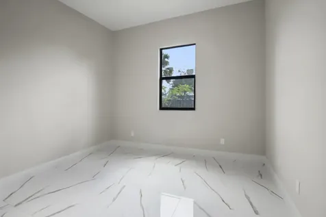 850 Sw Abingdon Avenue Port Saint Lucie FL 34953
