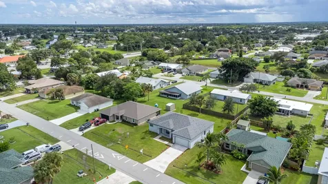 850 Sw Abingdon Avenue Port Saint Lucie FL 34953