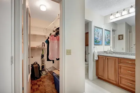 9855 Loquat Tree Run Boynton Beach FL 33436