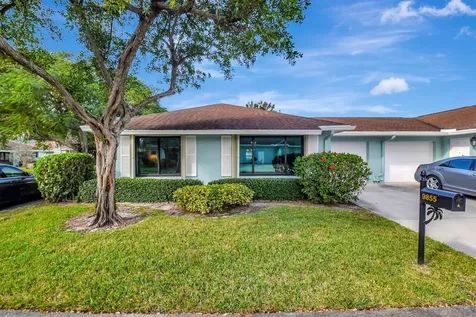 9855 Loquat Tree Run Boynton Beach FL 33436