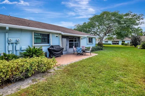 9855 Loquat Tree Run Boynton Beach FL 33436