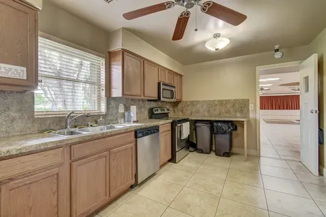 9855 Loquat Tree Run Boynton Beach FL 33436