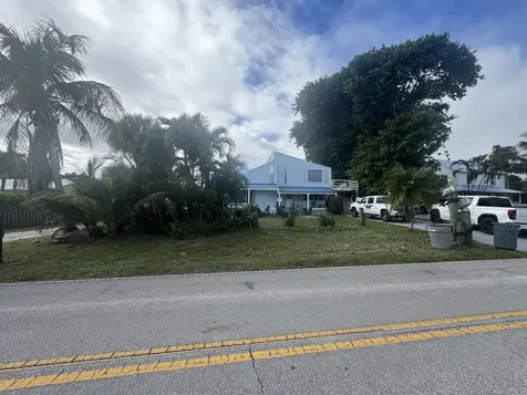 4517 S Indian River Drive Fort Pierce FL 34950