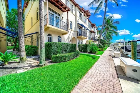 824 Virginia Garden Drive Boynton Beach FL 33435