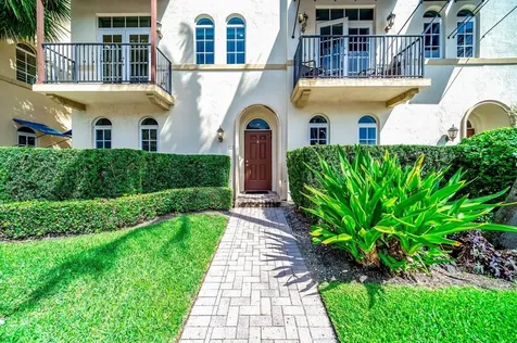 824 Virginia Garden Drive Boynton Beach FL 33435