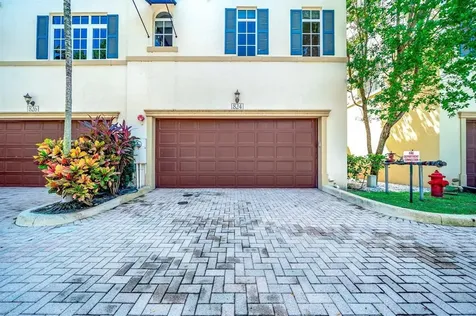 824 Virginia Garden Drive Boynton Beach FL 33435