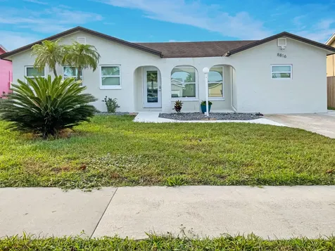 8816 Sw 11th Street Boca Raton FL 33433