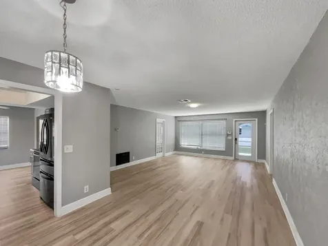 8816 Sw 11th Street Boca Raton FL 33433