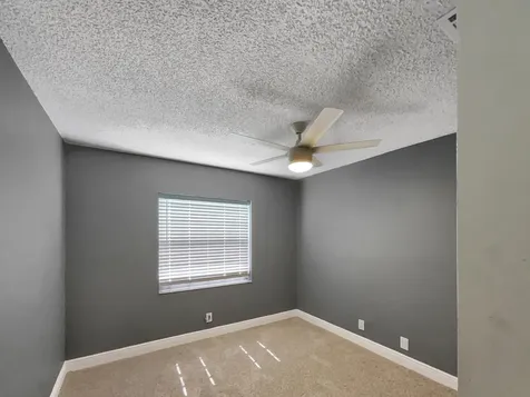 8816 Sw 11th Street Boca Raton FL 33433
