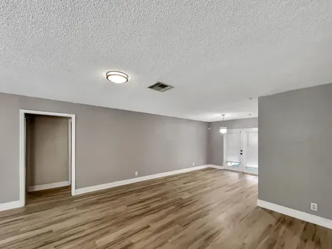 8816 Sw 11th Street Boca Raton FL 33433