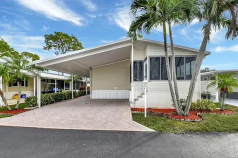12003 Iguana Bay Boynton Beach FL 33436