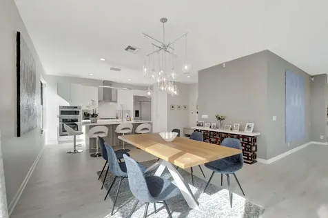 4290 Nw 66th Drive Boca Raton FL 33496