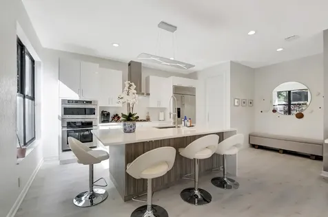 4290 Nw 66th Drive Boca Raton FL 33496