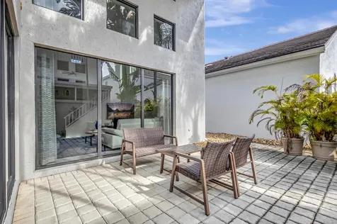4290 Nw 66th Drive Boca Raton FL 33496
