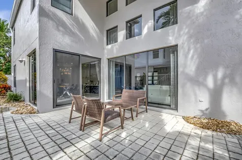 4290 Nw 66th Drive Boca Raton FL 33496