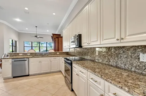 7950 Via Grande Boynton Beach FL 33437