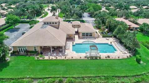 7950 Via Grande Boynton Beach FL 33437