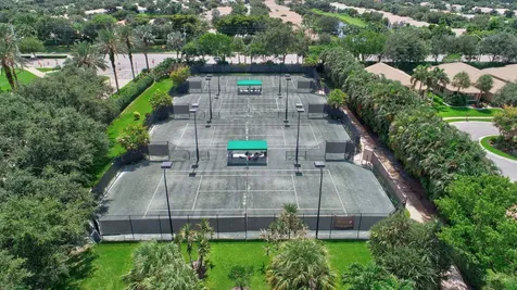 7950 Via Grande Boynton Beach FL 33437
