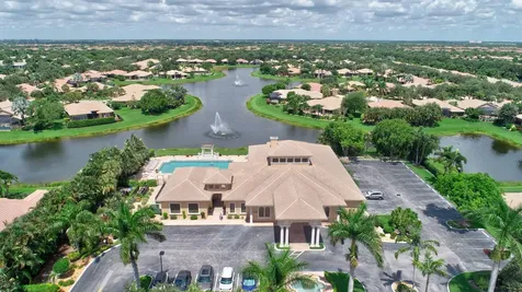 7950 Via Grande Boynton Beach FL 33437