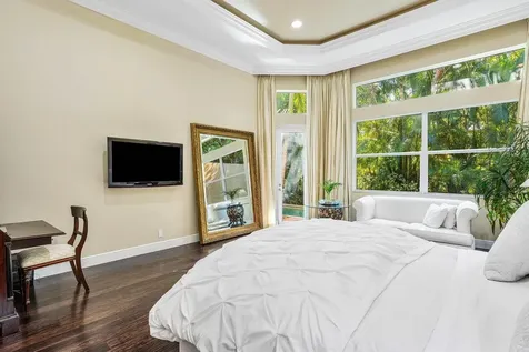 6352 Bellamalfi Street Boca Raton FL 33496
