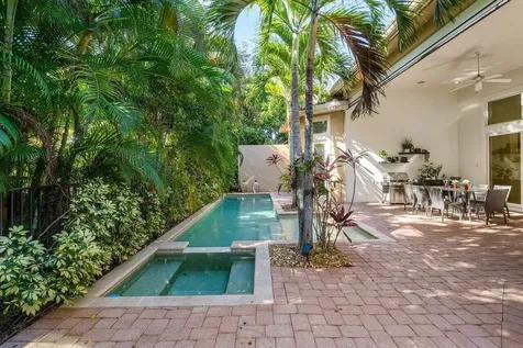 6352 Bellamalfi Street Boca Raton FL 33496