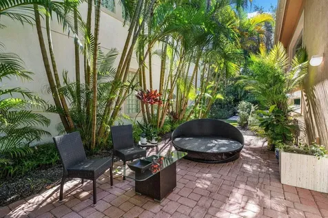 6352 Bellamalfi Street Boca Raton FL 33496