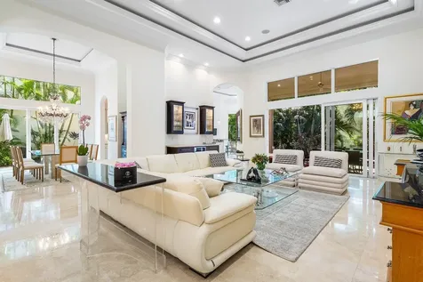 6352 Bellamalfi Street Boca Raton FL 33496