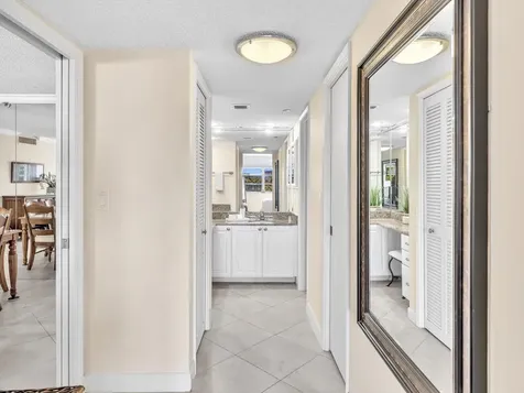 3510 Oaks Way Pompano Beach FL 33069