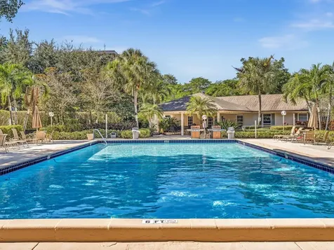 3510 Oaks Way Pompano Beach FL 33069
