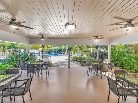 3510 Oaks Way Pompano Beach FL 33069
