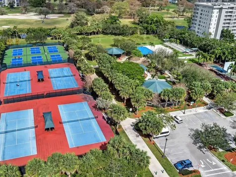 3510 Oaks Way Pompano Beach FL 33069