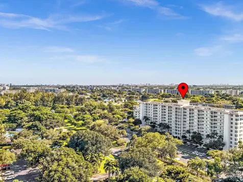 3510 Oaks Way Pompano Beach FL 33069