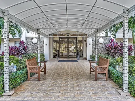 3510 Oaks Way Pompano Beach FL 33069