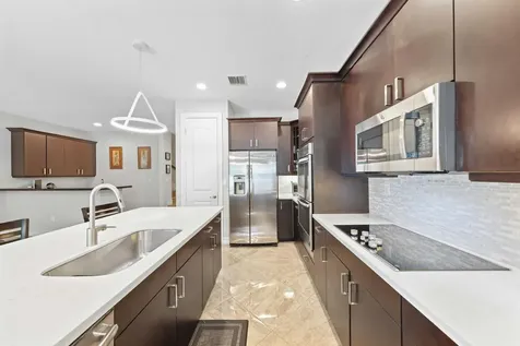 100 Nw 69th Circle Boca Raton FL 33487