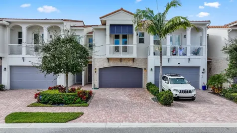 100 Nw 69th Circle Boca Raton FL 33487