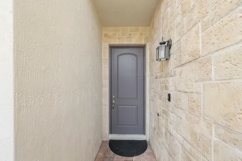 100 Nw 69th Circle Boca Raton FL 33487